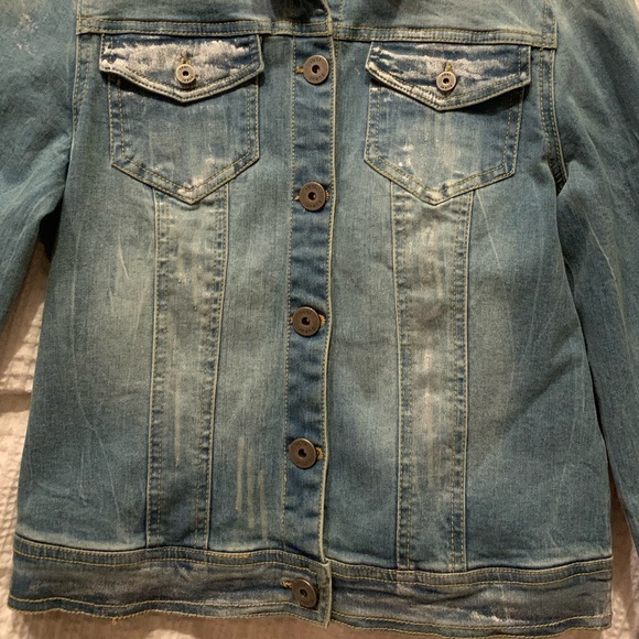 Yest Jean Jacket - Picture 2 of 5